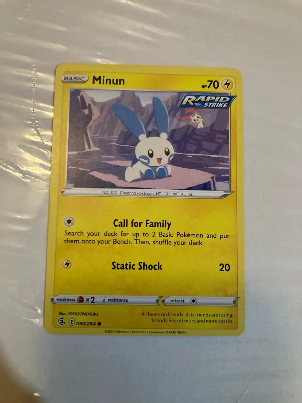 Pokemon Minun Trading Card - Yellow